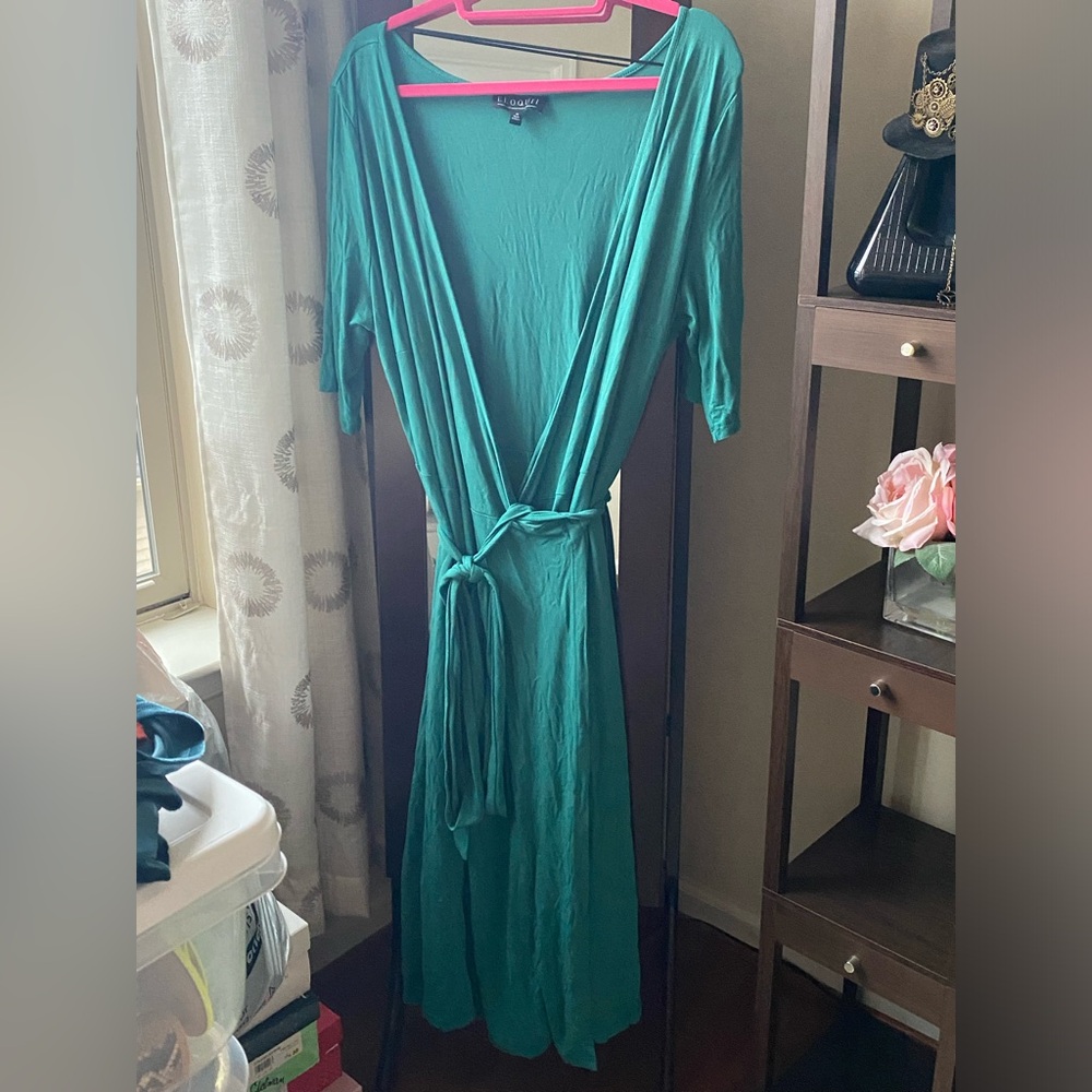 Jade green Eloquii wrap dress.  True wrap dress, size 18